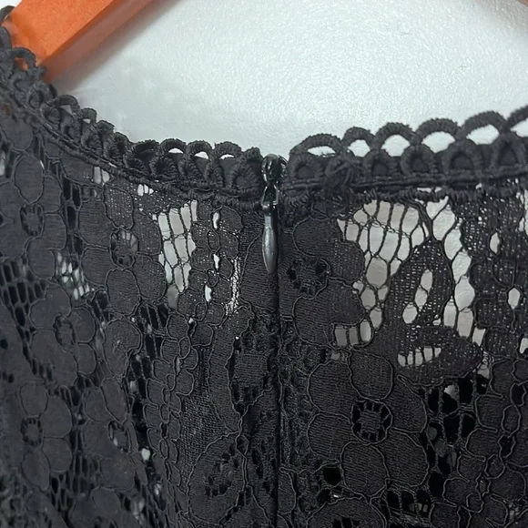 Vintage black lace top - Picture 6 of 7